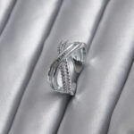 Gümüş Renk Zirkon Taşlı Kadın Yüzük