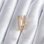 Pirinç Gold Renk Çivi Model Zirkon Taşlı Kadın Yüzük