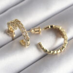 Pirinç Gümüş Renk Zirkon Taşlı Yılan Model Kadın Küpe