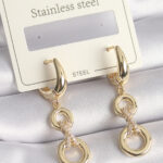 316L Çelik Gold Renk Zirkon Taş Detaylı Sallantı Model Kadın Küpe