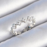 Pirinç Gümüş Renk İncili Yonca Model Kadın Yüzük