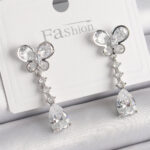 Pirinç Gümüş Renk Kelebek Model Sallantı Damla Zirkon Taşlı Kadın Küpe