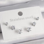 316L Çelik Gümüş Renk Zirkon Taşlı Yıldız Model Kadın Küpe Seti