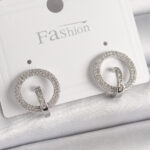 Pirinç Gümüş Renk Zirkon Taşlı Halka Model Kadın Küpe