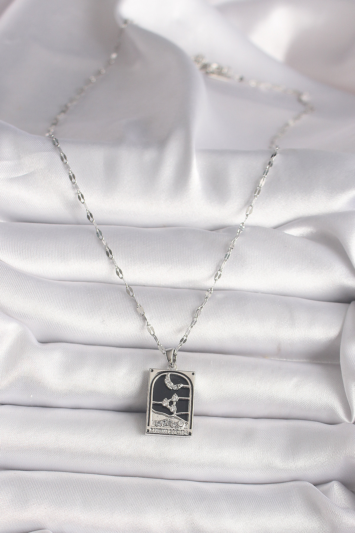 1737098396_BKO9685-2