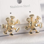 Pirinç Gold Renk Virüs Figür Model Kadın Küpe