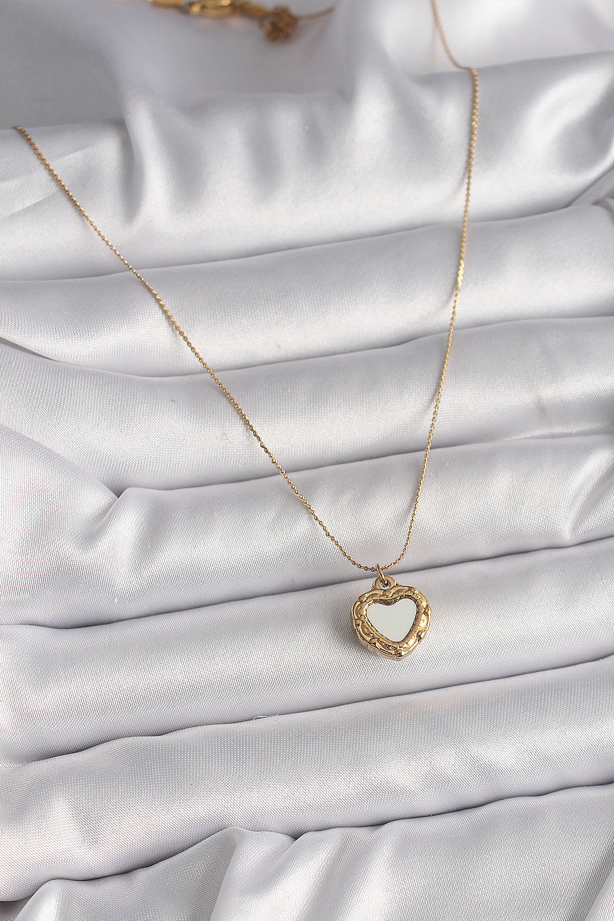 1738680705_BKO9784-2