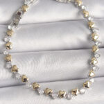 Pirinç Gümüş Renk Zirkon Taşlı Gold Kalpli VIP Seri Kadın Bileklik