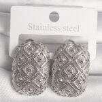 Pirinç Gümüş Renk Motif İşlemeli Kadın Küpe