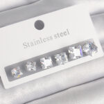 316L Çelik Gümüş Renk Kare Zirkon Taşlı Kadın Küpe Seti