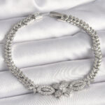 Pirinç Gümüş Renk Zirkon Taşlı Çiçek Figür Arpa Zincir Model Kadın Bileklik