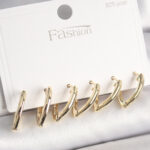 925 Ayar Gümüş Çivi Pirinç Gold Renk Üçgen Model Kadın Küpe Seti