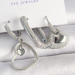 Pirinç Gümüş Renk Sallantı Zirkon Taşlı Kalp Model 3'Lü Kadın Kombin Küpe