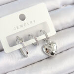 Pirinç Zirkon Taşlı Kalp Model Gümüş Renk 3'lü Çift Kadın Küpe Set