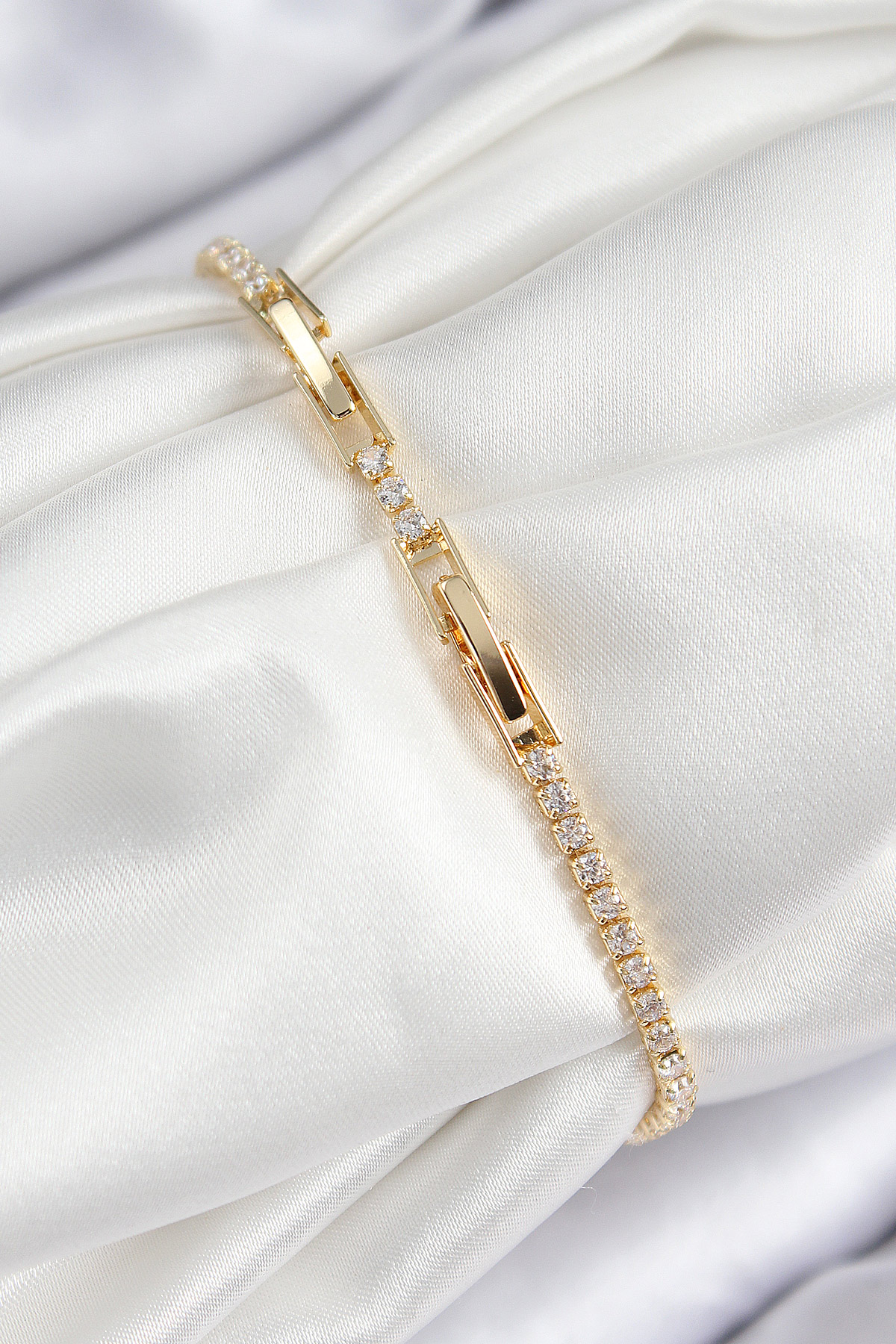 1754641727_1111-GOLD