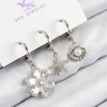 Pirinç Zirkon Taşlı 3'lü Çiçek Ve İstiridye Model Gümüş Renk Kadın Küpe