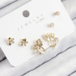 Pirinç Zirkon Taşlı Kelebek Model Gold Renk 925 Ayar Gümüş Çivi Kadın Küpe Set