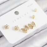 Pirinç Zirkon Taşlı Kelebek Model Gold Renk 925 Ayar Gümüş Çivi Kadın Küpe Set