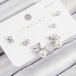 Pirinç Zirkon Taşlı İnci Melek Model Gümüş Renk 925 Ayar Gümüş Çivi Kadın Küpe Set