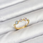 Pirinç Gold Renk Renkli Zirkon Taşlı Kadın Yüzük