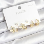 Kelebek Model Gold Renk Pirinç 925 Ayar Gümüş Çivili Kadın Küpe Seti