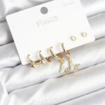 Gold Renk Pirinç Kelebek Model 925 Ayar Gümüş Çivili Kadın Küpe Seti