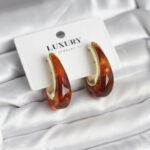 Pirinç Gold Renk Kahverengi Vintage Kadın Küpe