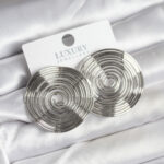 Pirinç Gümüş Renk Circle Model Kadın Küpe