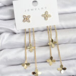 Lotus Model Gold Renk Pirinç Sallantılı Kadın Küpe