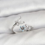 Pirinç Gümüş Renk Kelebek Model Kadın Yüzük