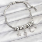 Pirinç Gümüş Renk Yılan Charmlı Kadın Bileklik