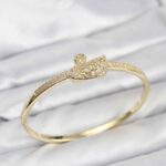 Pirinç Gold Renk Zirkon Taşlı Kuğu Model Kadın Kelepçe Bileklik