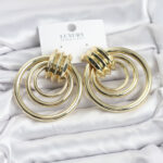 Pirinç Gold Renk Halka Model Vintage Kadın Küpe