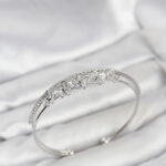 Çiçek Model Pirinç Gümüş Renk Kadın Bileklik