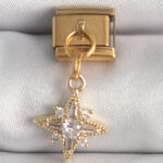 316L Çelik Gold Renk Sallantı Zirkon Taşlı Kutup Yıldız Model Nomination Charm