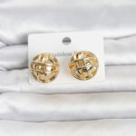 316L Çelik Gold Renk Desenli Top Model Kadın Küpe